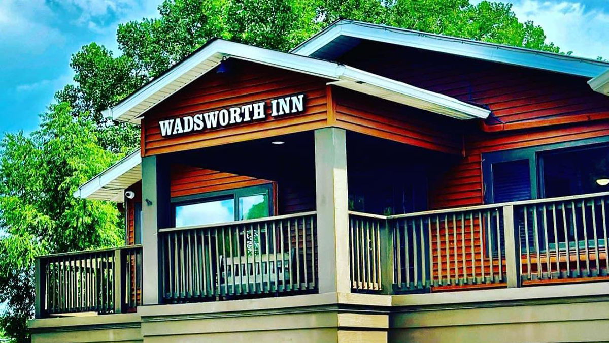 Wadsworth Inn